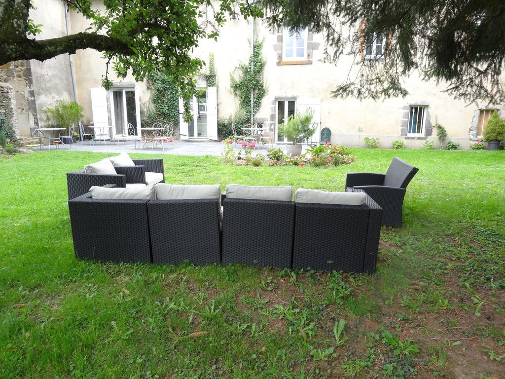 La Bromontoise Chambres D'Hotes Pontgibaud Exterior photo